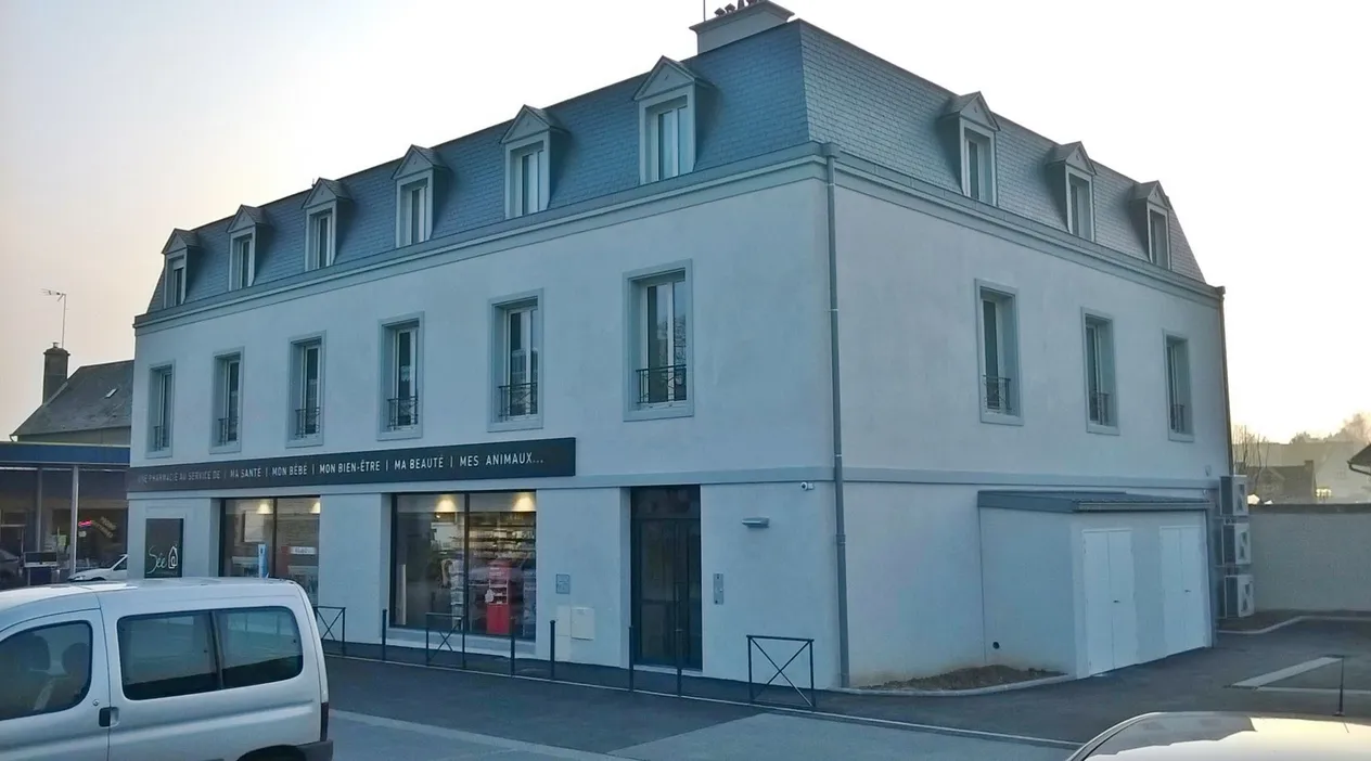 Ravalement façade BEAUCHAMPS
